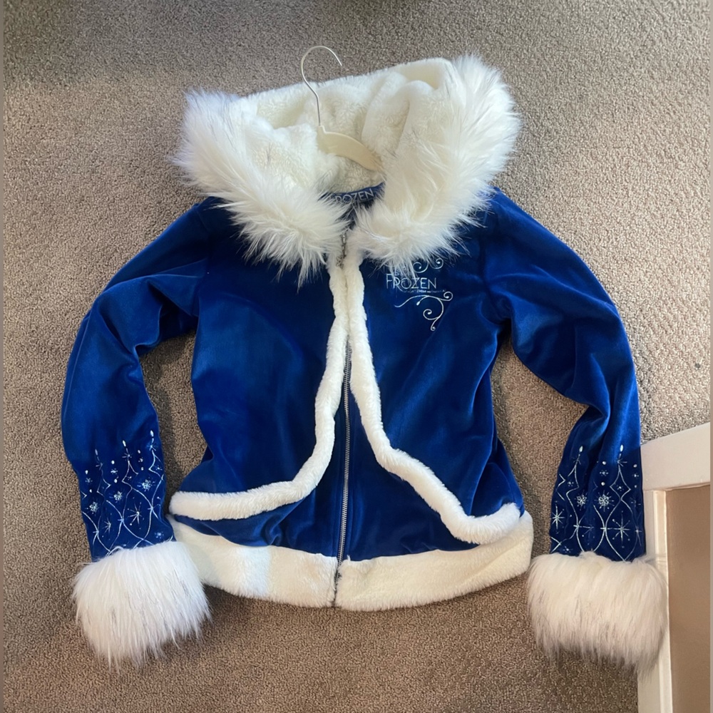 Elsa hoodie from the play version of frozen